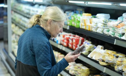 Modo campaña: el Gobierno activó descuentos en supermercados para jubilados de ANSES