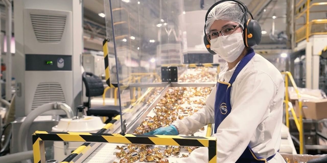 Arcor busca empleados: cómo postularse y qué sueldo ofrece