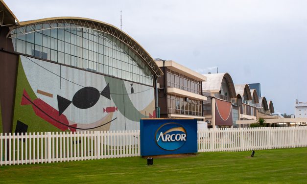 ARCOR en rojo: cuando el ajuste muerde a la industria y al trabajo